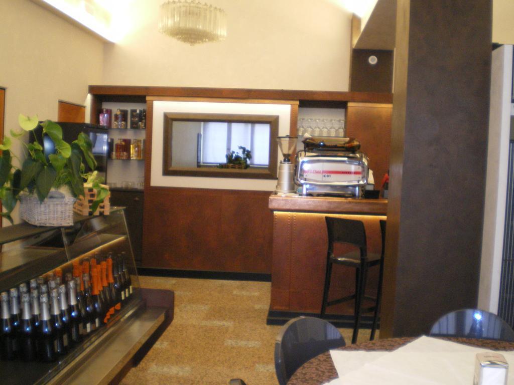 Hotel Pico Mirandola Eksteriør billede