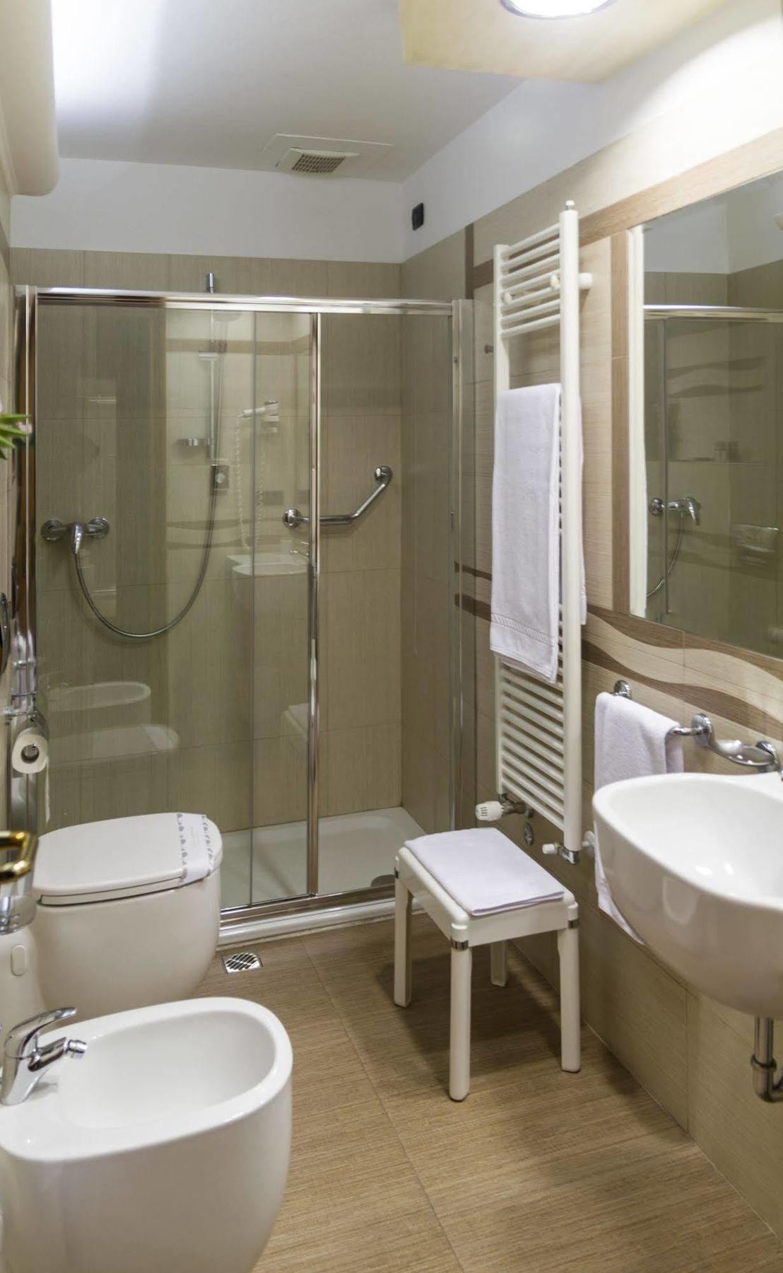 Hotel Pico Mirandola Eksteriør billede