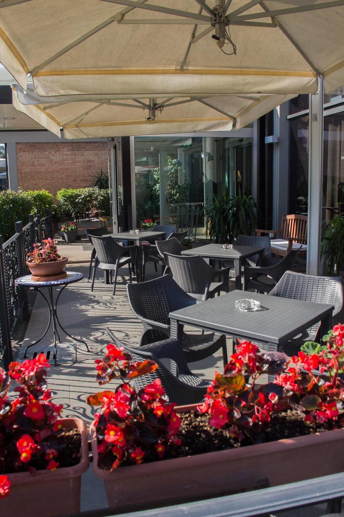 Hotel Pico Mirandola Eksteriør billede
